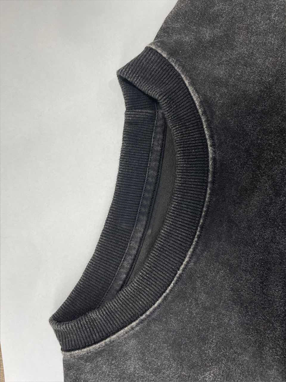 Men's Washed Distressed Cotton Basic Round Neck Long-sleeved Sweatshirt