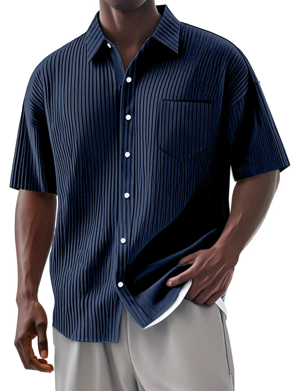 Men's Daily Casual And Comfortable Vertical Striped Solid Color Lapel Short-sleeved Shirt