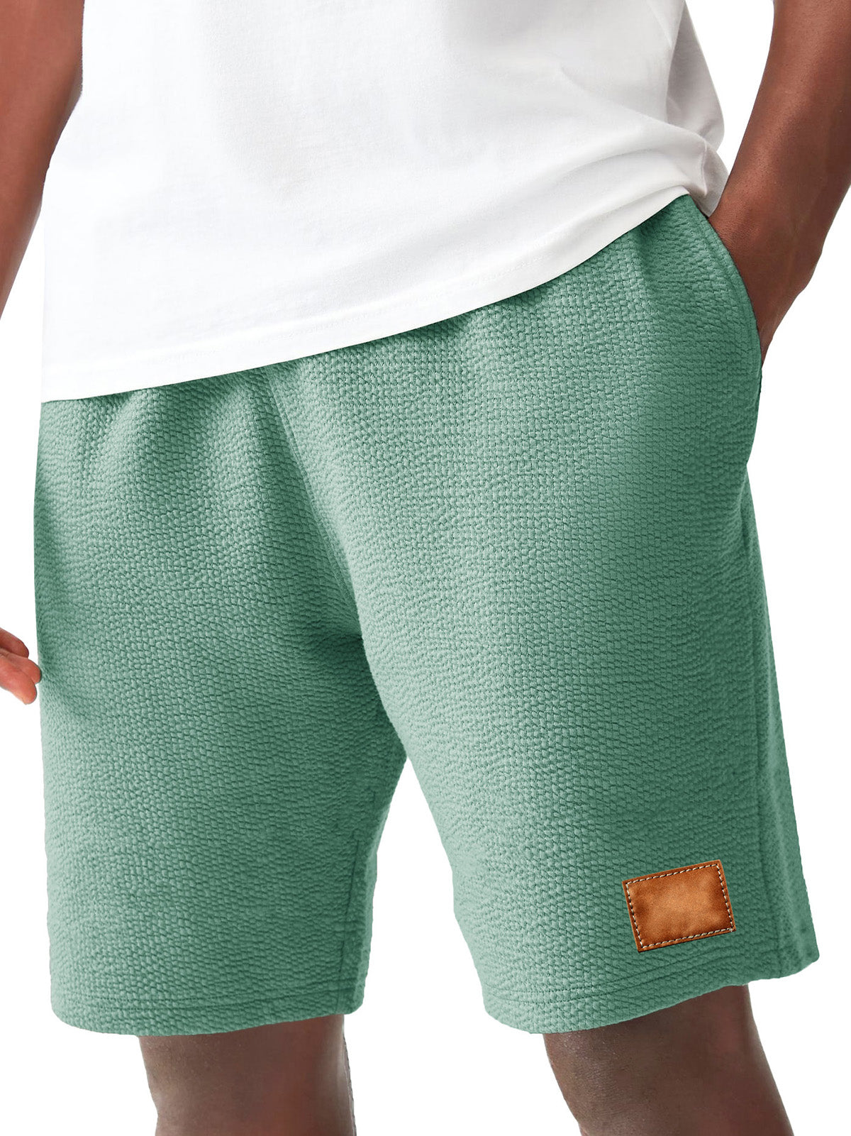 Men's Fashion Hawaiian Casual Embroidered Pleated Fabric Pocket Shorts